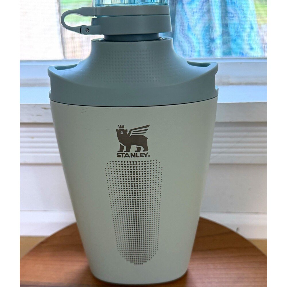 Stanley IceFlow Flip Straw Tumbler 40 oz Gray Stainless Steel w/ Screw-On Lid